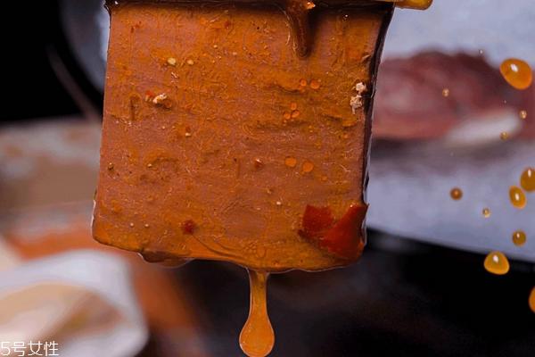 鸭血是怎么做出来的 其实很简单