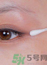 眼线怎么画好看图解？单眼皮怎么画眼线好看？