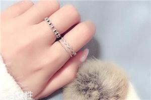戒指戴食指是什么意思?戒指戴食指上代表什么含义