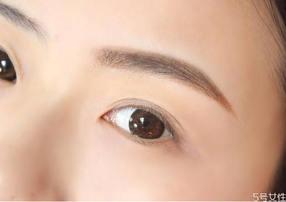 仿真眉和雾眉哪个自然 仿真眉可以维持多久