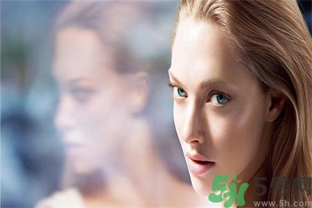 点痣后有红印怎么办?点完痣后留下红印和坑怎么修复?