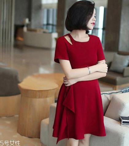 小个子怎么搭配衣服显高 轻松穿出大长腿