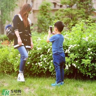 fendi小怪兽双肩包价格 芬迪小怪兽双肩包价格