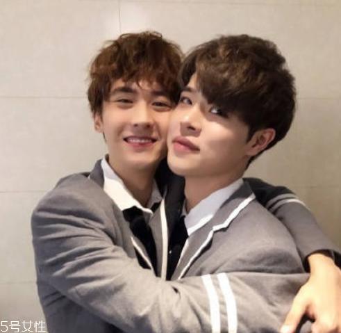 何东东卷毛是什么发型 何东东最新可爱卷毛发型