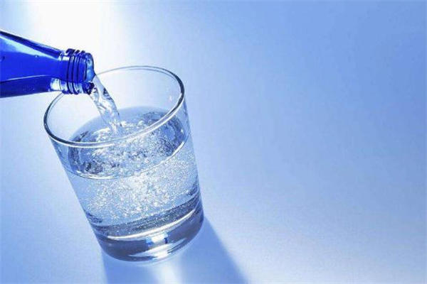 苏打水可以长期喝吗 苏打水有什么副作用