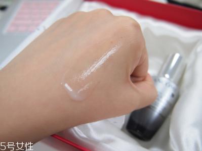 兰蔻小黑瓶肌底液适合什么年龄 30左右很适合