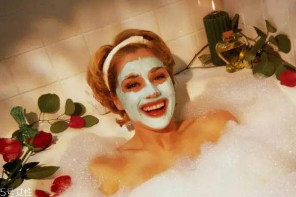 秋天应该怎么护肤呢 秋天怎么保护皮肤呢