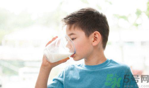 我14岁为什么才1米5 14岁怎么长高