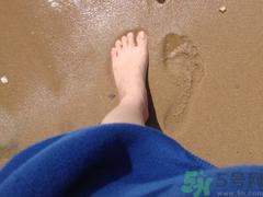 光脚走路有什么好处?赤脚走路有什么好处?