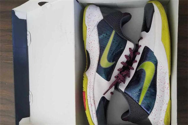 耐克zk5小丑配色什么时候复刻 zk5和zk6哪个好