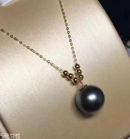黑珍珠项链多少钱 献给有个性的你