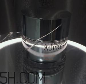 欧珀莱塑颜紧肤霜怎么样_适合什么年龄