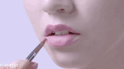 口红的正确涂法 口红的正确涂抹方式