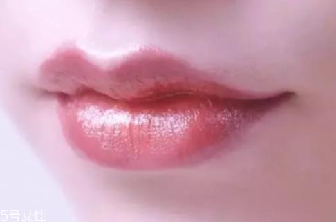 口红的正确涂法 口红的正确涂抹方式