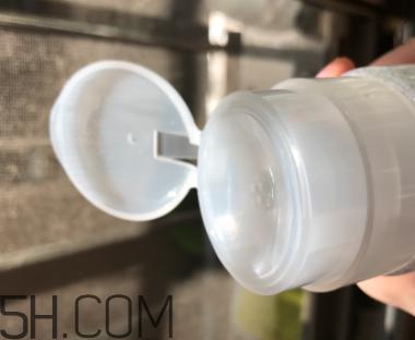 露得清卸妆水好用吗？露得清卸妆水怎么样？