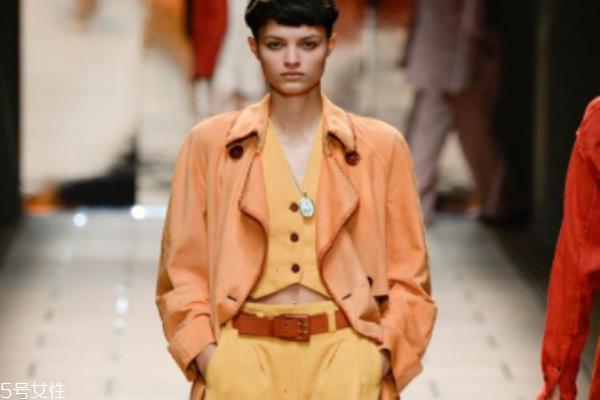 大地色是冷色还是暖色 秋冬一定要有它