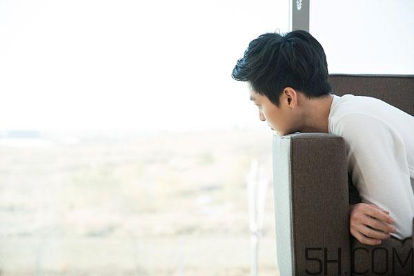 前列腺炎肥大产生原因 前列腺炎肥大怎么治疗