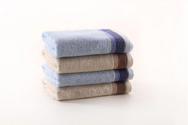 毛巾买什么材质的比较好 毛巾是纯棉的的好还是竹纤维的好