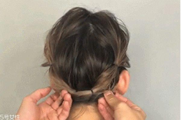 3岁宝宝短发简单编发 小女孩可爱发型