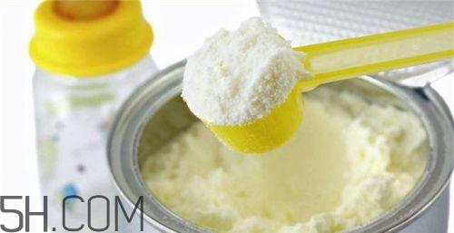 成人喝哪些奶粉好？适合成人喝的奶粉有哪些？