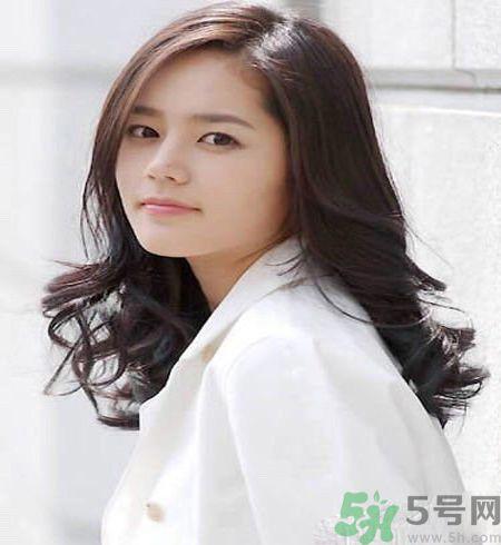 韩佳人女儿叫什么名字？韩佳人的老公是谁？