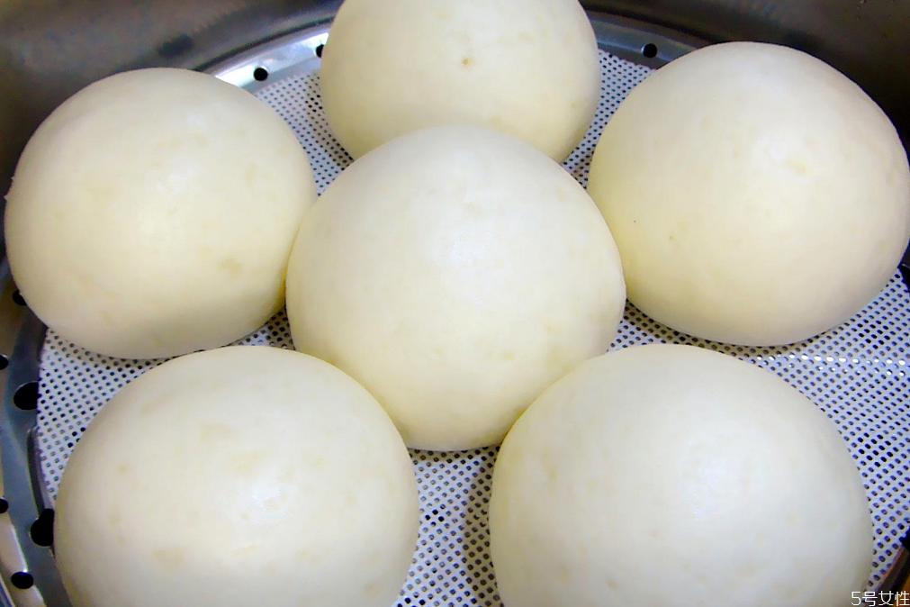 老面馒头为什么不够松软 怎么发馒头松软好吃