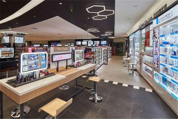 屈臣氏是哪里的品牌 屈臣氏是一个牌子还是一个店