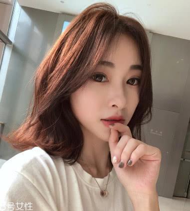 瘦脸齐肩发型图片女 这个长度干练又温柔
