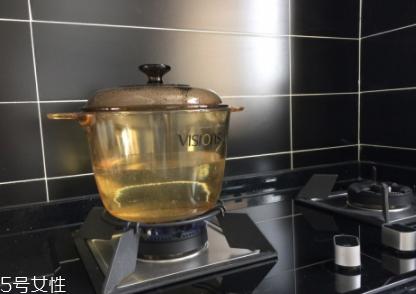 康宁锅好用吗？美食博主必备的一款厨具