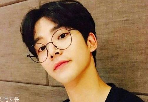 2018男生流行发型名称 2018年男生短发发型图片