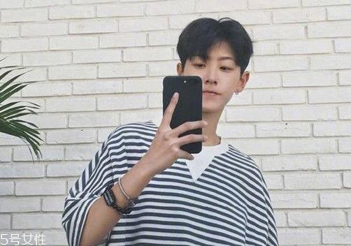 2018男生流行发型名称 2018年男生短发发型图片