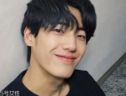 2018男生流行发型名称 2018年男生短发发型图片