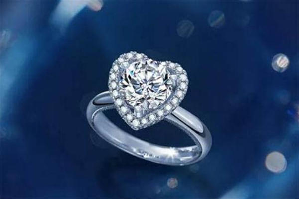 通灵珠宝和i do哪个好 通灵珠宝和ido哪个贵