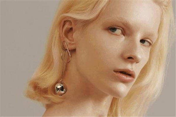 cissy shi是哪个国家的牌子 从此告别烂大街