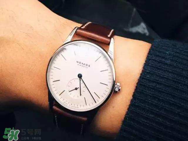 dw手表和天梭哪个好?dw手表和天梭手表哪个档次高?