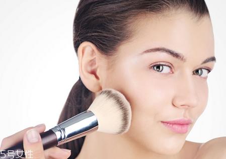 皮肤暗淡无光发黄怎么办 皮肤暗淡无光泽是什么原因