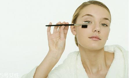 皮肤暗淡无光发黄怎么办 皮肤暗淡无光泽是什么原因