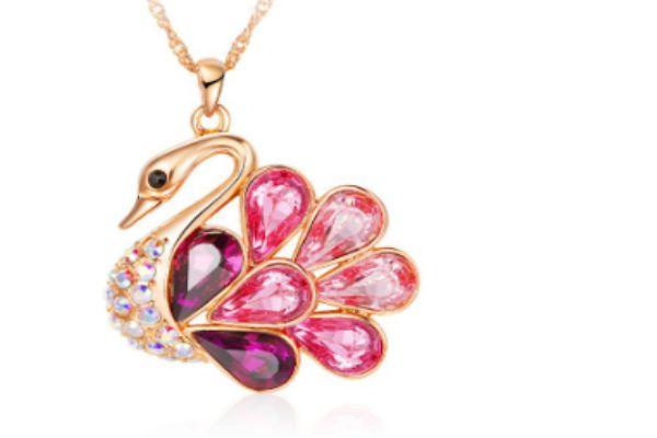 伊泰莲娜是什么档次的品牌呢 伊泰莲娜的首饰贵吗