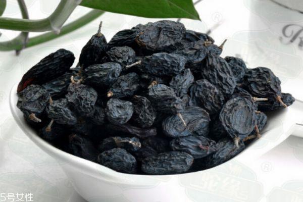 葡萄干要洗了才能吃吗 葡萄干怎么洗能干净