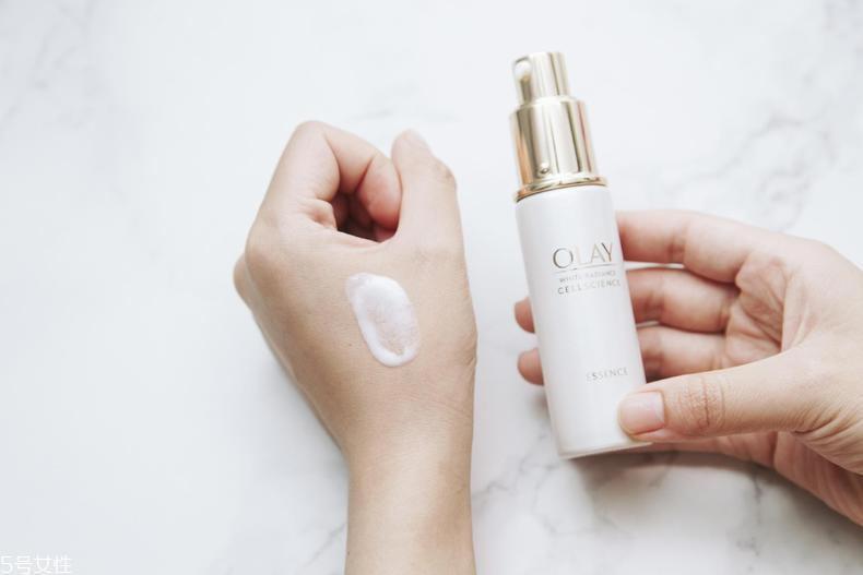 olay水感透白系列与水感透白臻粹系列哪个好？什么区别？