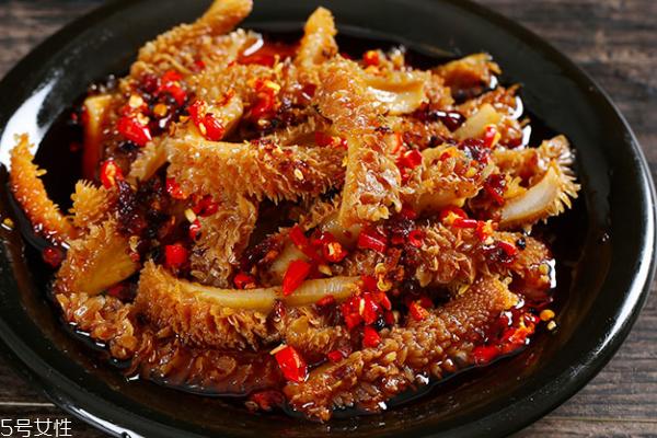 牛肚为什么咬不动 因为火候不够