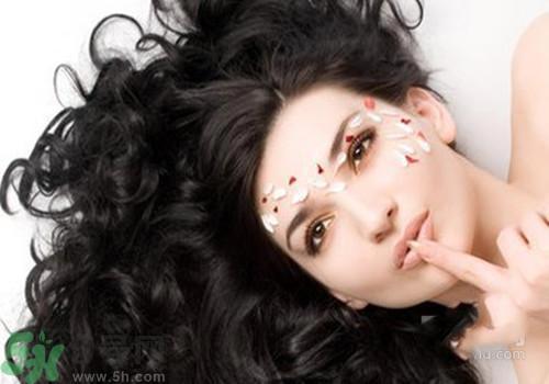 红酒面膜的功效和作用 红酒面膜怎么做？