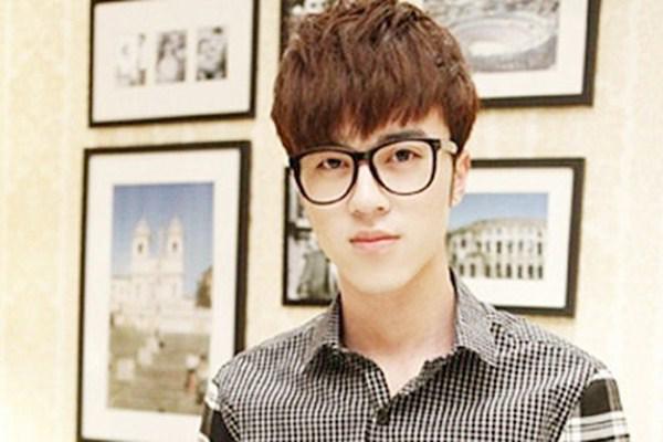 长脸男生适合的发型有哪些 适合瘦脸男生的发型有哪些