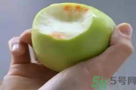 牙龈出血是怎么回事？牙龈出血怎么办？