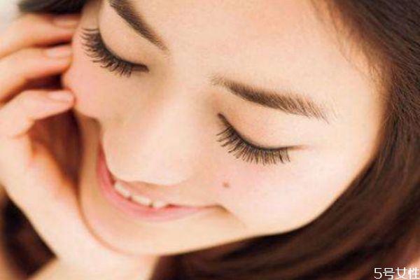 嫁接睫毛需要多久时间 嫁接睫毛多少钱能保持多久