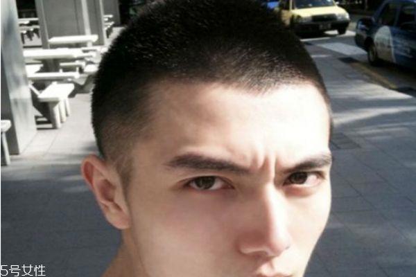 2019男生发型流行趋势 2019男生最流行发型