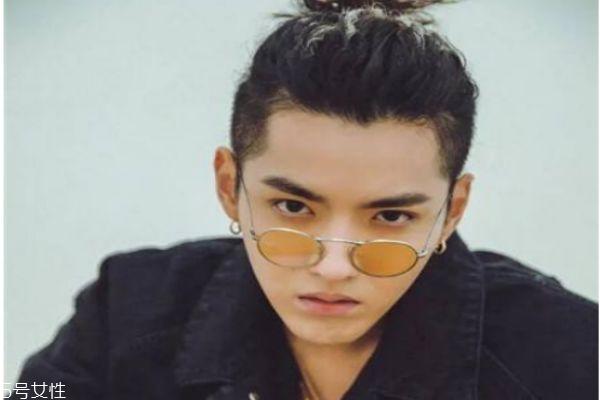 2019男生发型流行趋势 2019男生最流行发型