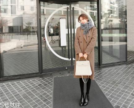 格子围巾怎么搭配？瞬间打破冬日沉闷感