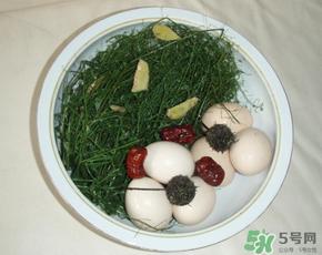 地菜煮鸡蛋会中毒吗?地菜煮鸡蛋吃死人是真的吗?