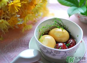 地菜煮鸡蛋会中毒吗？地菜煮鸡蛋吃死人是真的吗？